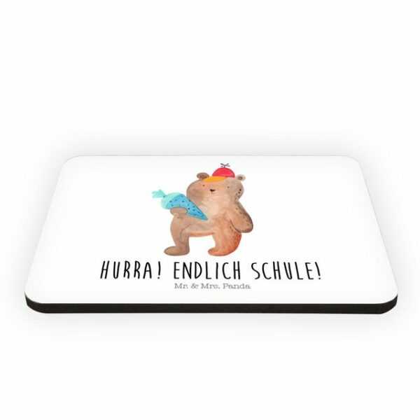 Mr. & Mrs. Panda Magnet "Bär mit Schultüte - Weiß - Grundschule, Teddy, Kühlschrankmagnet, Schulanfang, Souvenir Magnet, Dekomagnet, Motivmagnete, Bär Motiv, Pinnwandmagnet" (1-St)