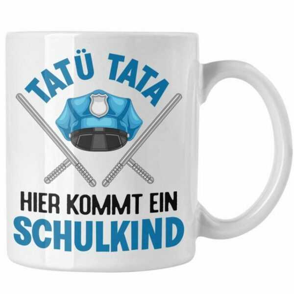 Trendation Tasse "Trendation - Einschulung Junge Tatü Tata Schulkind Geschenk für Schultüte Füllung Tasse Schulstart 1. Schultag Schuleinführung Schulanfang Geschenkidee 2022"