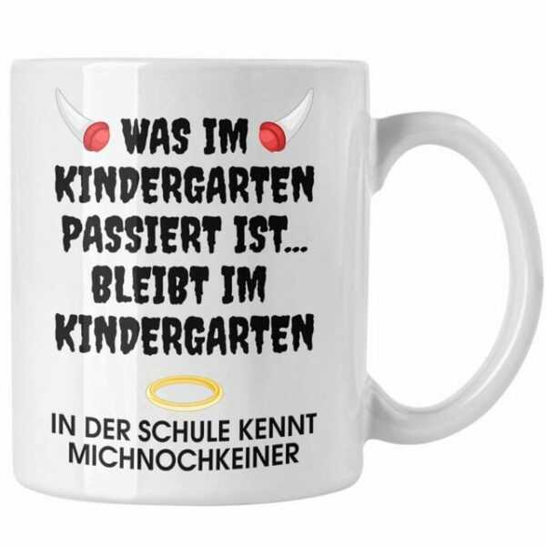 Trendation Tasse "Trendation - Schulkind 2022 Lustig Einschulung Mädchen Junge Geschenk Schultüte Tasse Schulstart 1 Schultag Schuleinführung Schulanfang Geschenkidee"